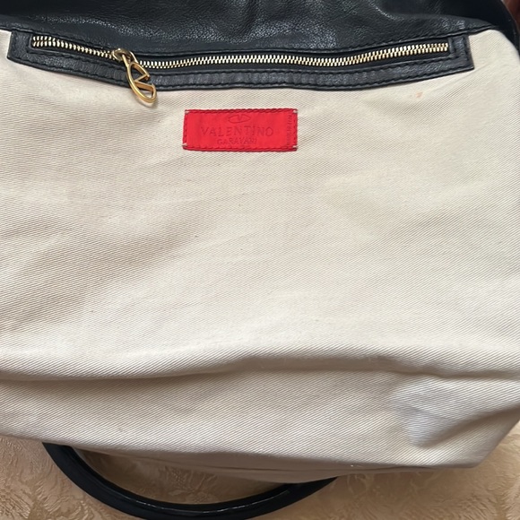 Valentino garavani - Picture 10 of 11